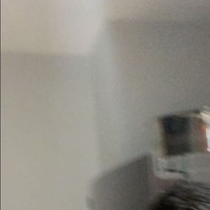 Meet your Posher, Víctor